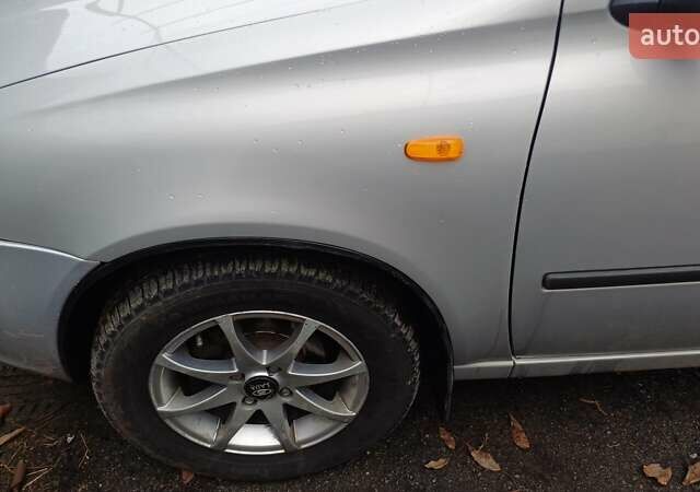 Серый ВАЗ Калина, объемом двигателя 1.6 л и пробегом 150 тыс. км за 2300 $, фото 1 на Automoto.ua