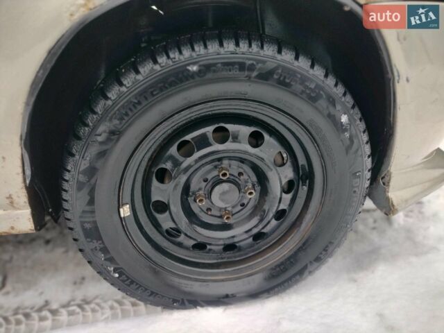 Сірий ВАЗ Калина, об'ємом двигуна 1.6 л та пробігом 220 тис. км за 1300 $, фото 1 на Automoto.ua