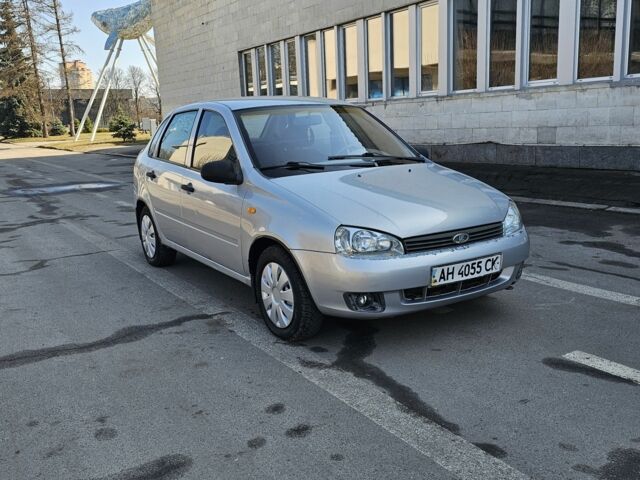 Серый ВАЗ Калина, объемом двигателя 1.6 л и пробегом 145 тыс. км за 1900 $, фото 1 на Automoto.ua