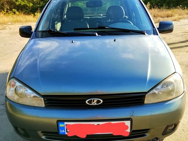 Серый ВАЗ Kalina, объемом двигателя 1.6 л и пробегом 240 тыс. км за 2300 $, фото 1 на Automoto.ua