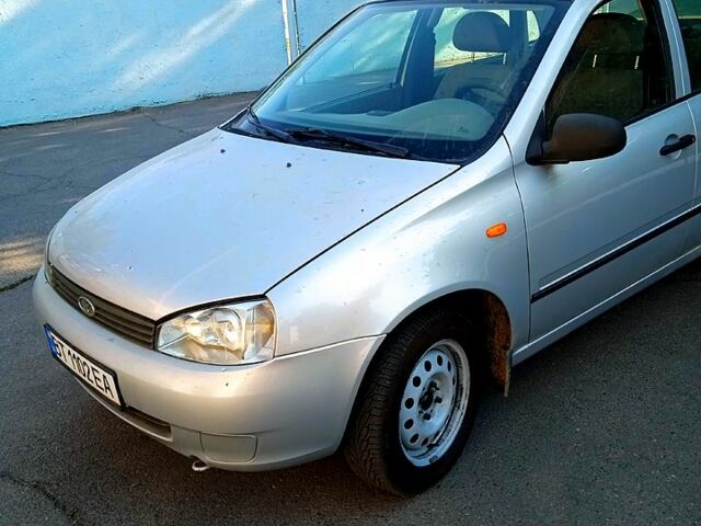 Серый ВАЗ Калина, объемом двигателя 1.6 л и пробегом 105 тыс. км за 3000 $, фото 1 на Automoto.ua