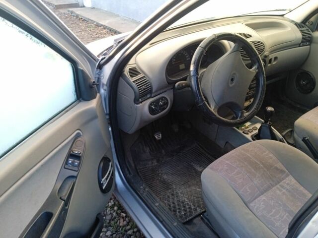 Серый ВАЗ Калина, объемом двигателя 1.4 л и пробегом 81 тыс. км за 950 $, фото 1 на Automoto.ua