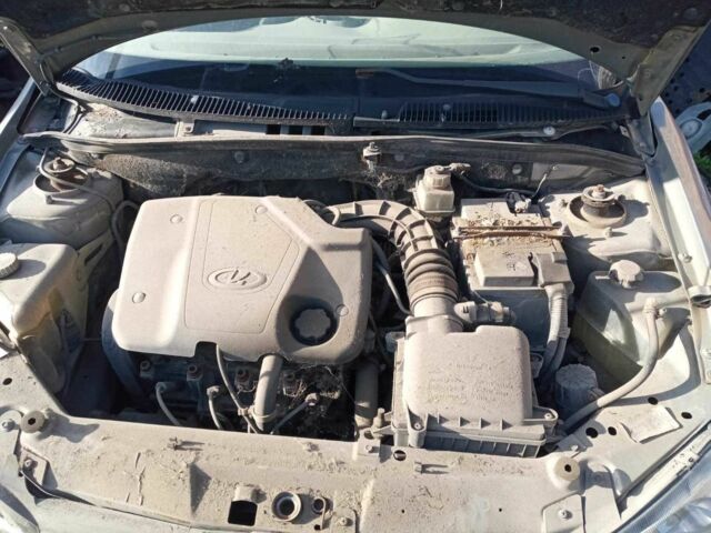 Серый ВАЗ Калина, объемом двигателя 1.5 л и пробегом 125 тыс. км за 10000 $, фото 1 на Automoto.ua