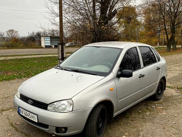 Серый ВАЗ Kalina, объемом двигателя 1.6 л и пробегом 189 тыс. км за 1500 $, фото 1 на Automoto.ua