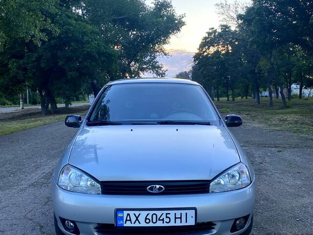 Серый ВАЗ Kalina, объемом двигателя 1.6 л и пробегом 187 тыс. км за 1800 $, фото 1 на Automoto.ua