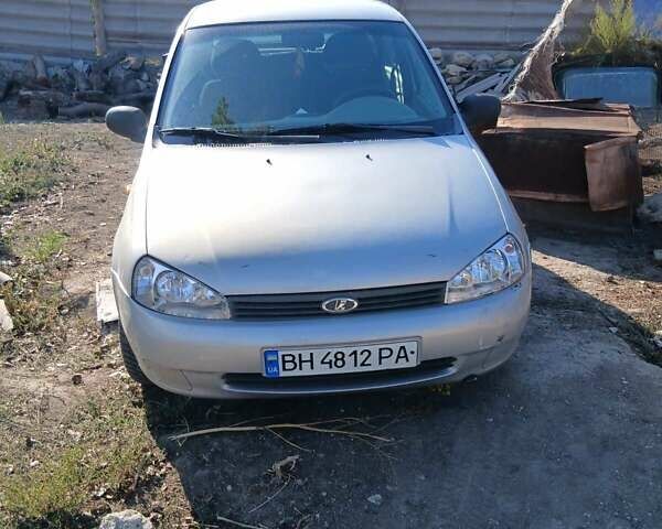 Сірий ВАЗ Калина, об'ємом двигуна 1.39 л та пробігом 205 тис. км за 2000 $, фото 1 на Automoto.ua