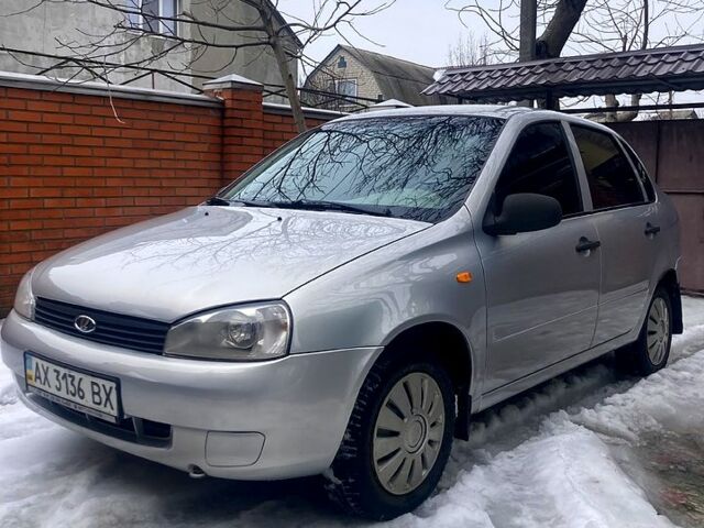 Сірий ВАЗ Kalina, об'ємом двигуна 1.6 л та пробігом 630 тис. км за 2700 $, фото 1 на Automoto.ua