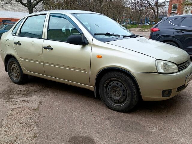 Сірий ВАЗ Kalina, об'ємом двигуна 1.4 л та пробігом 115 тис. км за 1450 $, фото 1 на Automoto.ua