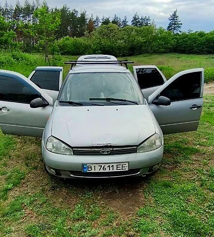 Сірий ВАЗ Kalina, об'ємом двигуна 1.4 л та пробігом 0 тис. км за 1800 $, фото 1 на Automoto.ua