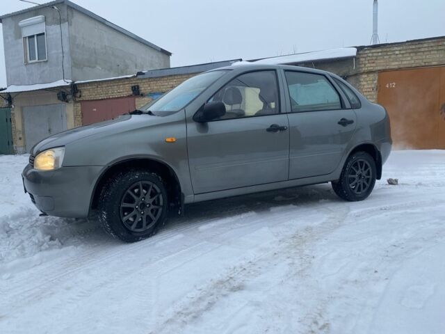 Серый ВАЗ Калина, объемом двигателя 1.4 л и пробегом 184 тыс. км за 2250 $, фото 1 на Automoto.ua
