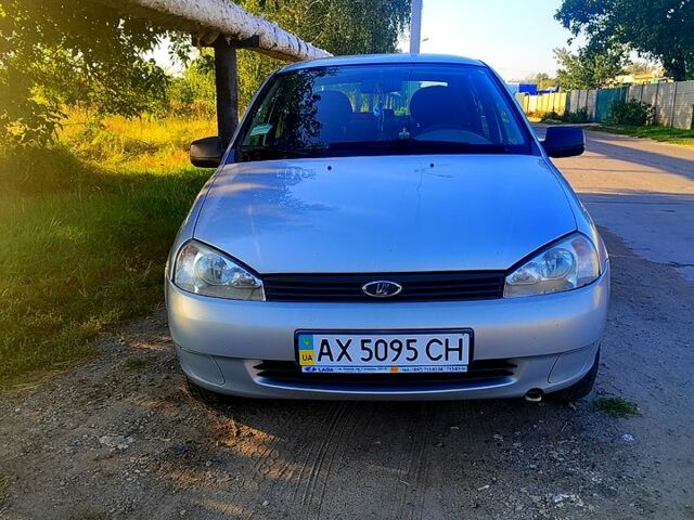 Сірий ВАЗ Kalina, об'ємом двигуна 1.4 л та пробігом 166 тис. км за 2950 $, фото 1 на Automoto.ua