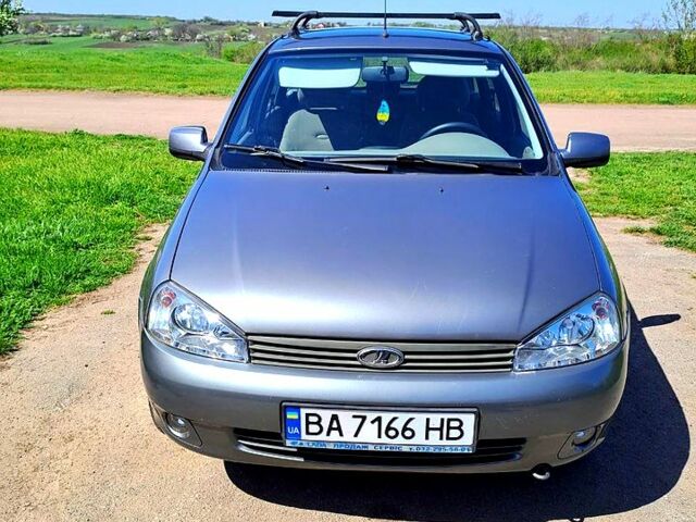 Серый ВАЗ Kalina, объемом двигателя 1.4 л и пробегом 35 тыс. км за 3900 $, фото 1 на Automoto.ua