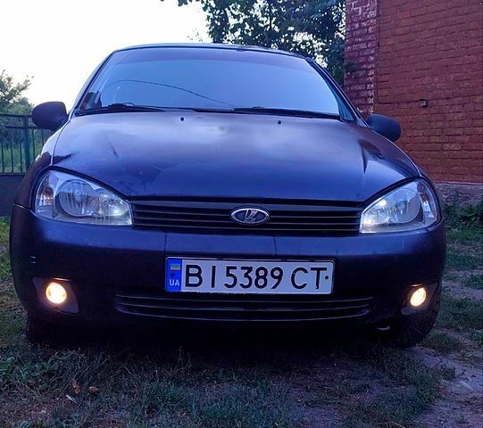 Синий ВАЗ Kalina, объемом двигателя 1.6 л и пробегом 196 тыс. км за 1250 $, фото 1 на Automoto.ua