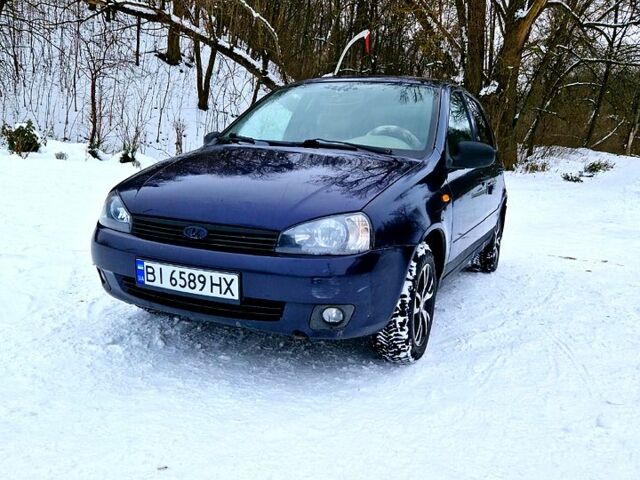 Синий ВАЗ Kalina, объемом двигателя 1.6 л и пробегом 0 тыс. км за 1600 $, фото 1 на Automoto.ua