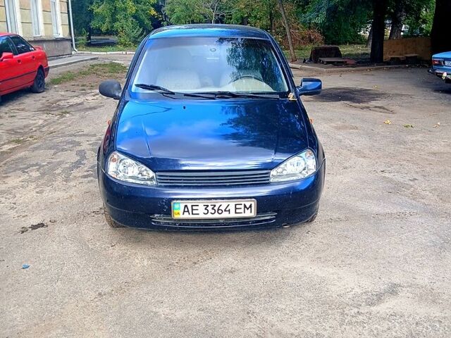 Синий ВАЗ Kalina, объемом двигателя 1.6 л и пробегом 128 тыс. км за 2400 $, фото 1 на Automoto.ua