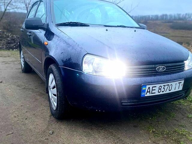 Синій ВАЗ Kalina, об'ємом двигуна 1.4 л та пробігом 169 тис. км за 2200 $, фото 1 на Automoto.ua
