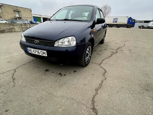 Синій ВАЗ Kalina, об'ємом двигуна 1.4 л та пробігом 163 тис. км за 2200 $, фото 1 на Automoto.ua