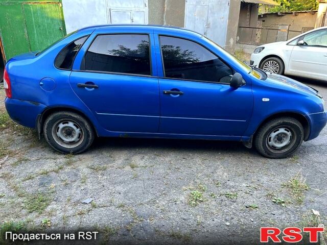 Синий ВАЗ Kalina, объемом двигателя 1.6 л и пробегом 143 тыс. км за 2200 $, фото 1 на Automoto.ua