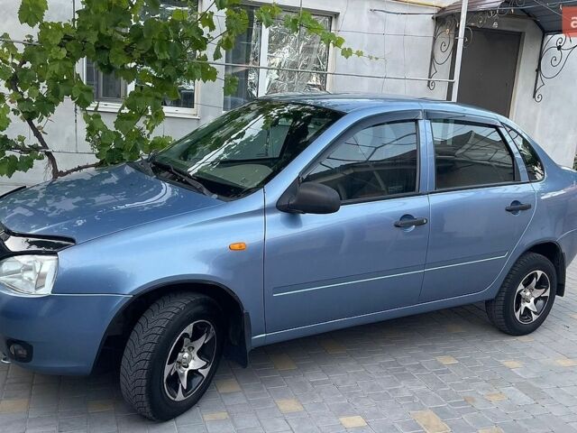 Синий ВАЗ Калина, объемом двигателя 1.6 л и пробегом 150 тыс. км за 2100 $, фото 1 на Automoto.ua