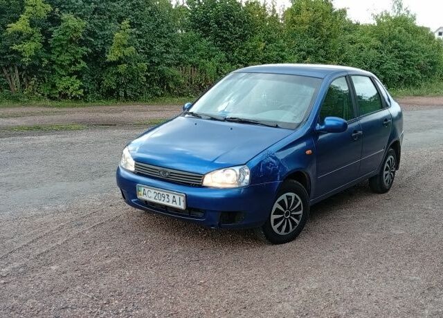 Синій ВАЗ Калина, об'ємом двигуна 1.6 л та пробігом 230 тис. км за 1370 $, фото 1 на Automoto.ua