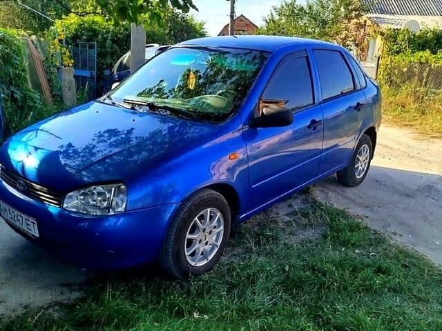 Синий ВАЗ Калина, объемом двигателя 1.6 л и пробегом 222 тыс. км за 2600 $, фото 1 на Automoto.ua