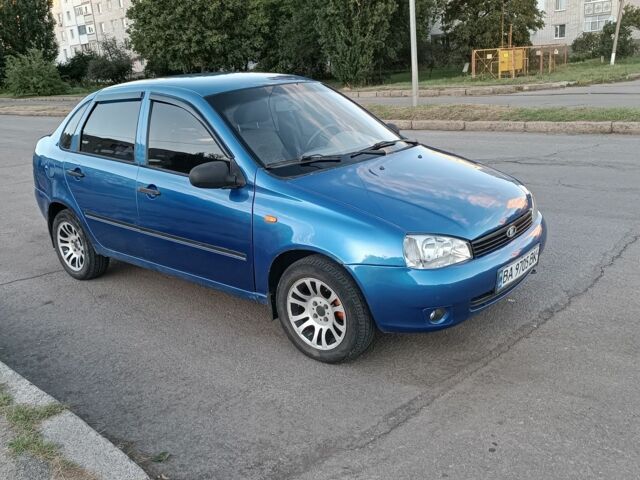 Синий ВАЗ Калина, объемом двигателя 1.6 л и пробегом 183 тыс. км за 2200 $, фото 1 на Automoto.ua