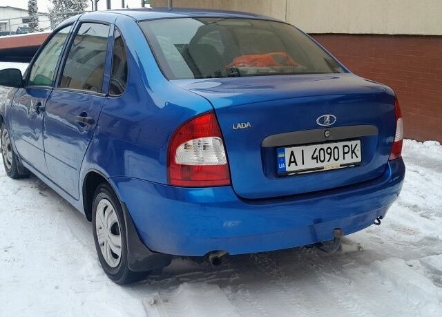 Синий ВАЗ Калина, объемом двигателя 1.6 л и пробегом 210 тыс. км за 1400 $, фото 1 на Automoto.ua