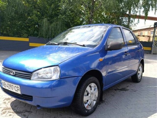 Синий ВАЗ Калина, объемом двигателя 1.6 л и пробегом 100 тыс. км за 2003 $, фото 1 на Automoto.ua