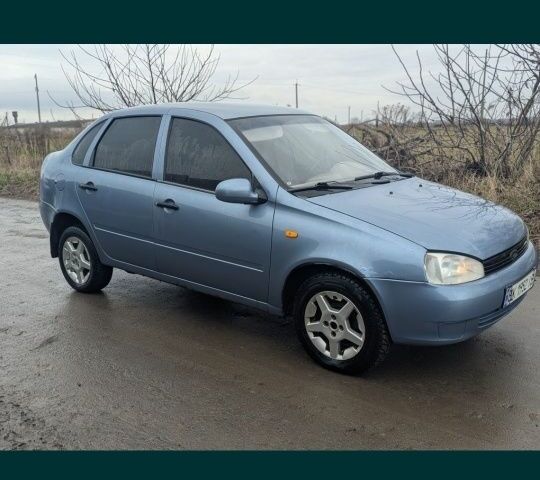 Синий ВАЗ Калина, объемом двигателя 1.6 л и пробегом 250 тыс. км за 1200 $, фото 1 на Automoto.ua