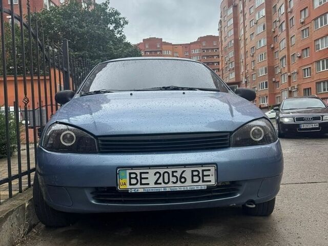 Синий ВАЗ Калина, объемом двигателя 1.6 л и пробегом 140 тыс. км за 2000 $, фото 1 на Automoto.ua