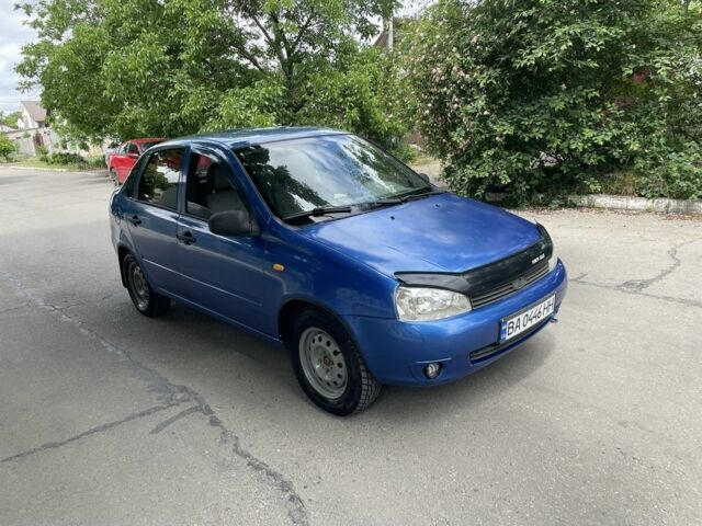 Синий ВАЗ Калина, объемом двигателя 1.6 л и пробегом 220 тыс. км за 2200 $, фото 1 на Automoto.ua
