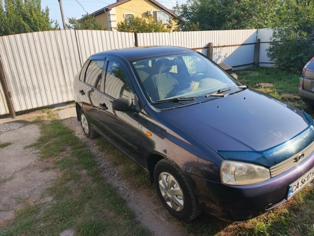 Синий ВАЗ Калина, объемом двигателя 0 л и пробегом 118 тыс. км за 2000 $, фото 1 на Automoto.ua