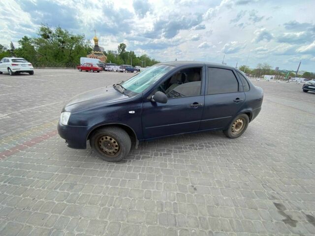Синий ВАЗ Калина, объемом двигателя 1.4 л и пробегом 205 тыс. км за 1750 $, фото 1 на Automoto.ua