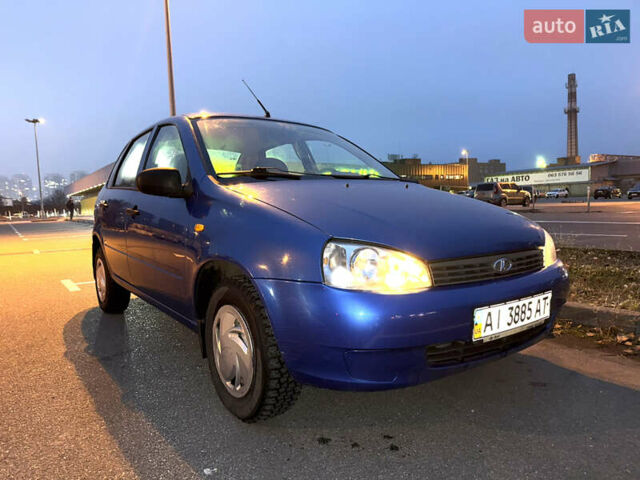 Синий ВАЗ Калина, объемом двигателя 1.5 л и пробегом 62 тыс. км за 2000 $, фото 1 на Automoto.ua