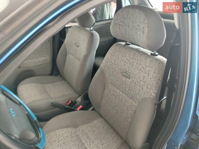 Синій ВАЗ Калина, об'ємом двигуна 1.6 л та пробігом 161 тис. км за 2600 $, фото 1 на Automoto.ua