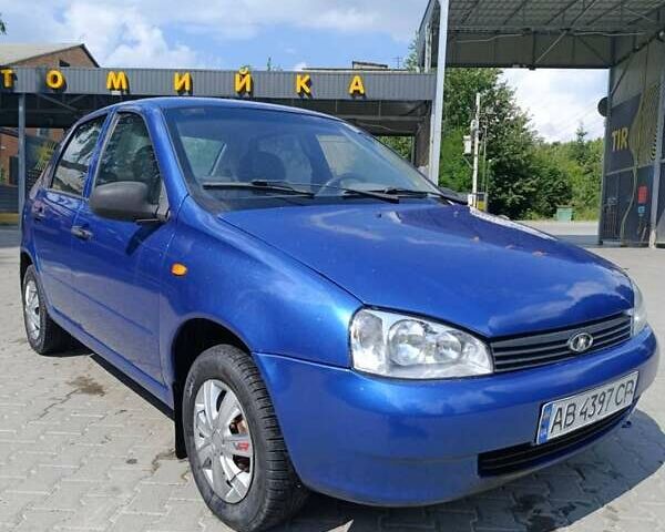 Синий ВАЗ Калина, объемом двигателя 1.6 л и пробегом 180 тыс. км за 1950 $, фото 1 на Automoto.ua