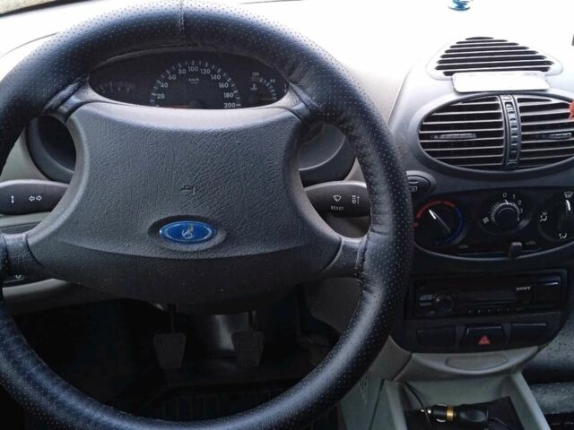 Синій ВАЗ Калина, об'ємом двигуна 1.6 л та пробігом 98 тис. км за 3550 $, фото 1 на Automoto.ua