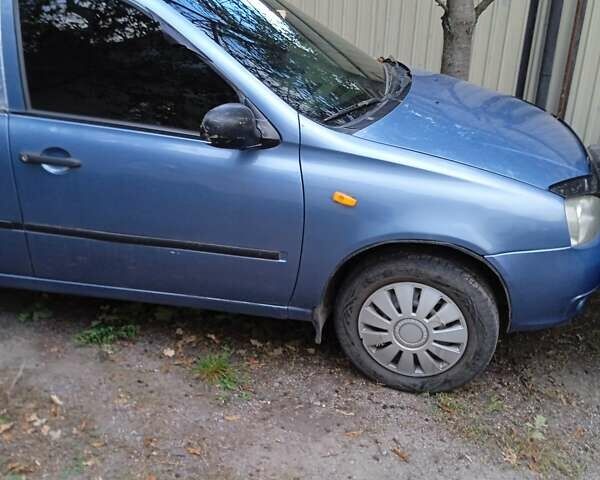 Синий ВАЗ Калина, объемом двигателя 1.6 л и пробегом 140 тыс. км за 2200 $, фото 1 на Automoto.ua