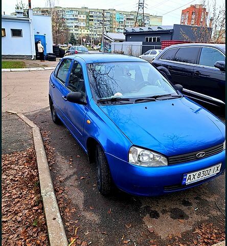 Синій ВАЗ Kalina, об'ємом двигуна 1.6 л та пробігом 30000 тис. км за 1200 $, фото 1 на Automoto.ua