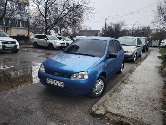 Синий ВАЗ Калина, объемом двигателя 1.6 л и пробегом 200 тыс. км за 1750 $, фото 1 на Automoto.ua