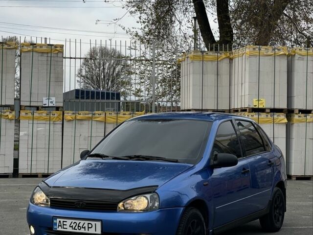 Синий ВАЗ Калина, объемом двигателя 1.6 л и пробегом 192 тыс. км за 2100 $, фото 1 на Automoto.ua