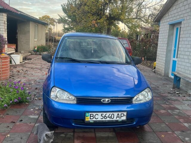 Синій ВАЗ Калина, об'ємом двигуна 1.6 л та пробігом 102 тис. км за 2000 $, фото 1 на Automoto.ua