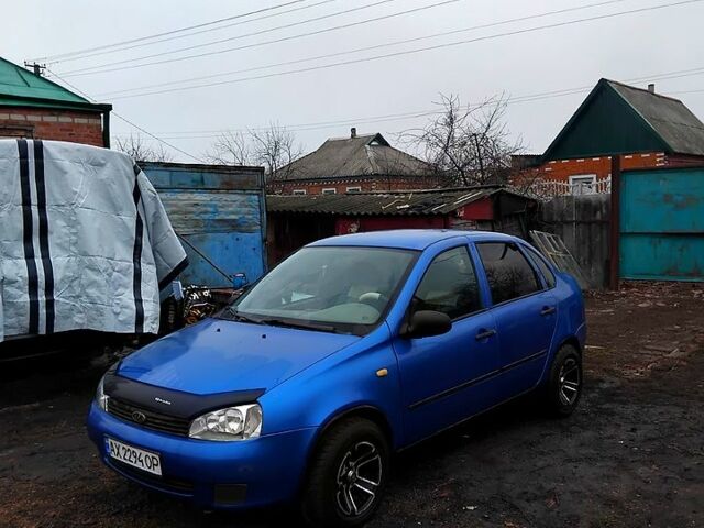 Синий ВАЗ Kalina, объемом двигателя 1.6 л и пробегом 0 тыс. км за 1800 $, фото 1 на Automoto.ua