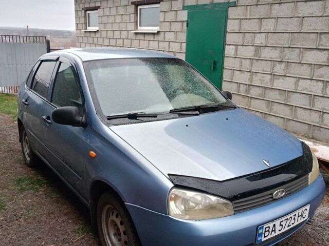 Синий ВАЗ Калина, объемом двигателя 1.6 л и пробегом 301 тыс. км за 2300 $, фото 1 на Automoto.ua