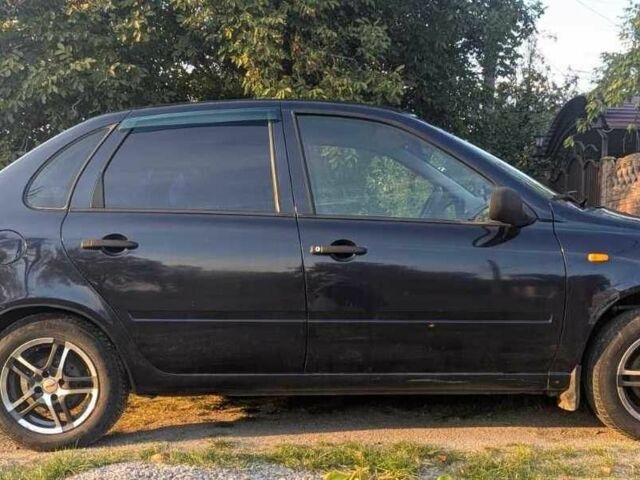 ВАЗ Калина 2007 в Марганце на Automoto.ua Синий ВАЗ Калина, объемом двигателя 1.6 л и пробегом 110 тыс. км за 2300 $, фото 1 на Automoto.ua
