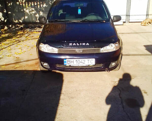 Синій ВАЗ Калина, об'ємом двигуна 1.6 л та пробігом 150 тис. км за 2100 $, фото 1 на Automoto.ua