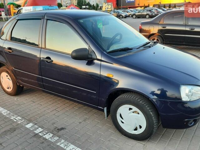 Синий ВАЗ Калина, объемом двигателя 1.6 л и пробегом 124 тыс. км за 2200 $, фото 1 на Automoto.ua