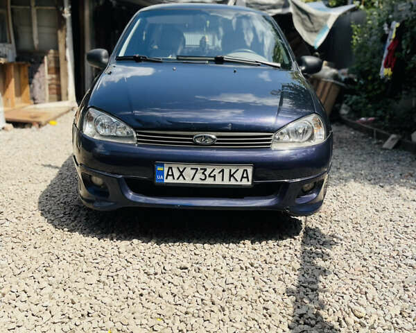 Синий ВАЗ Калина, объемом двигателя 1.6 л и пробегом 207 тыс. км за 2300 $, фото 1 на Automoto.ua