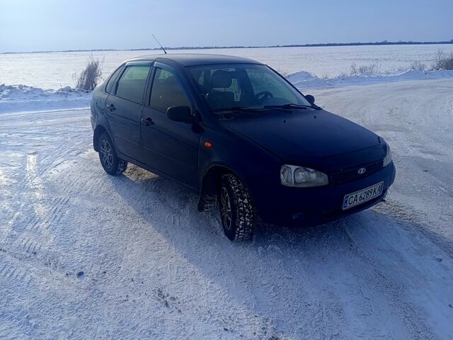 Синий ВАЗ Kalina, объемом двигателя 1.6 л и пробегом 23500 тыс. км за 1600 $, фото 1 на Automoto.ua