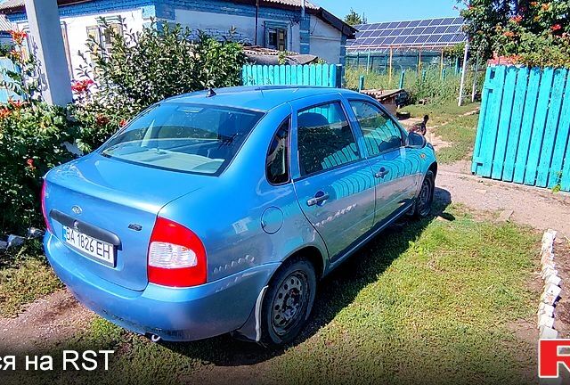 Синий ВАЗ Kalina, объемом двигателя 1.6 л и пробегом 162 тыс. км за 2100 $, фото 1 на Automoto.ua